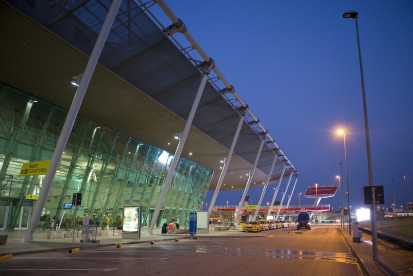 Aeroporto di Tirana